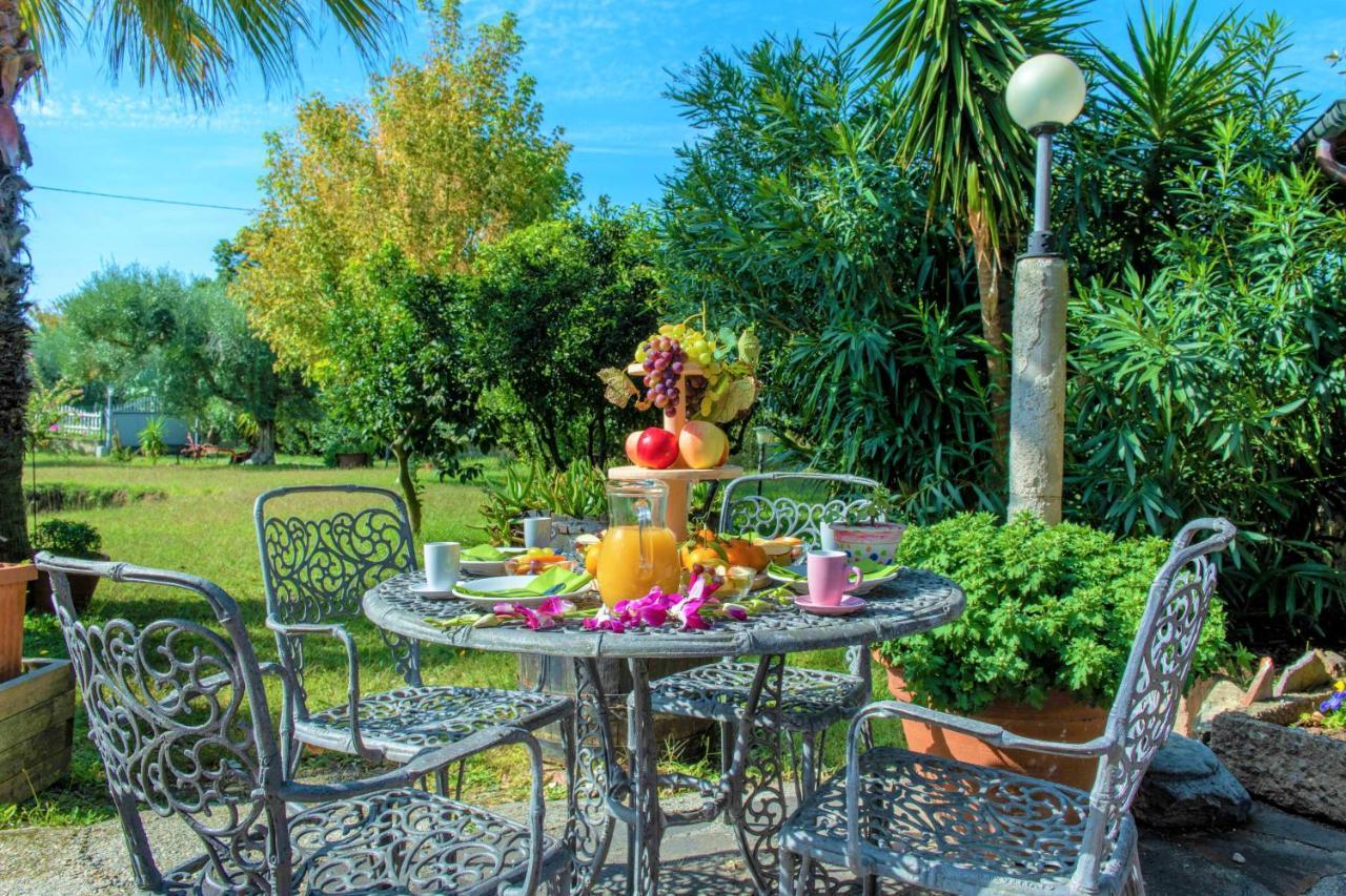 Hostly - Country House Donoratico - Only For Families Eksteriør bilde